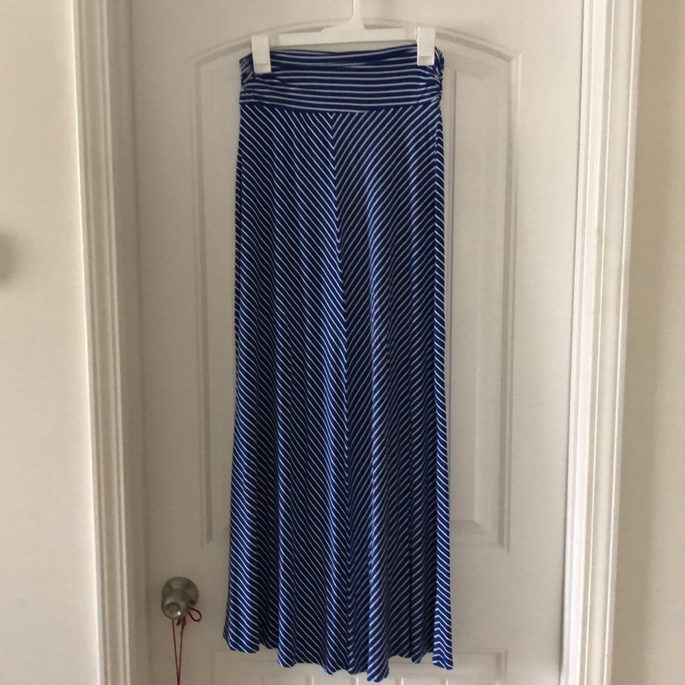 Maxi skirt